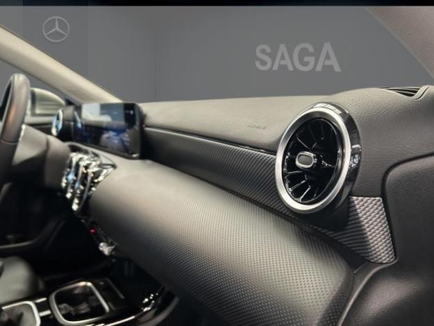 MERCEDES-BENZ Classe A A 180 Compacte