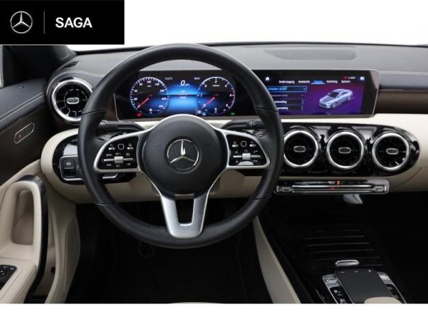 MERCEDES-BENZ CLA 180 d Coupé Progressive  