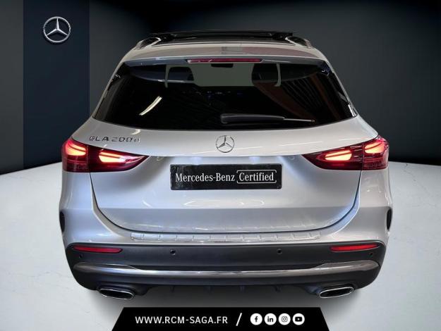MERCEDES-BENZ GLA 200 d AMG Line  