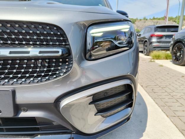 MERCEDES-BENZ GLB 200 d AMG Line - SAGA Huy (+32 85 23 69 00) 