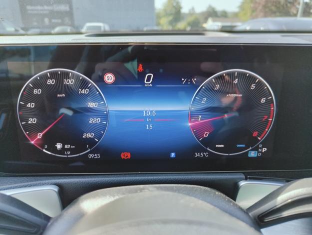 MERCEDES-BENZ GLB 200 d AMG Line - SAGA Huy (+32 85 23 69 00) 