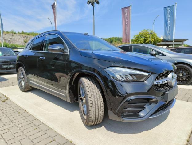 MERCEDES-BENZ GLA 180 d AMG Line - SAGA Huy (+32 85 23 69 00) 
