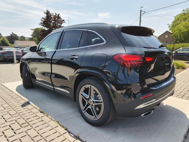 MERCEDES-BENZ GLA 180 d AMG Line - SAGA Huy (+32 85 23 69 00) 