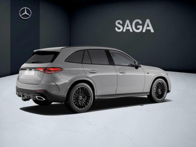 MERCEDES-BENZ GLC 300 de 4MATIC  AMG Line