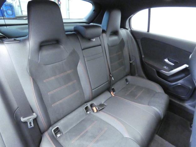 MERCEDES-BENZ Classe A 200 d AMG Line  