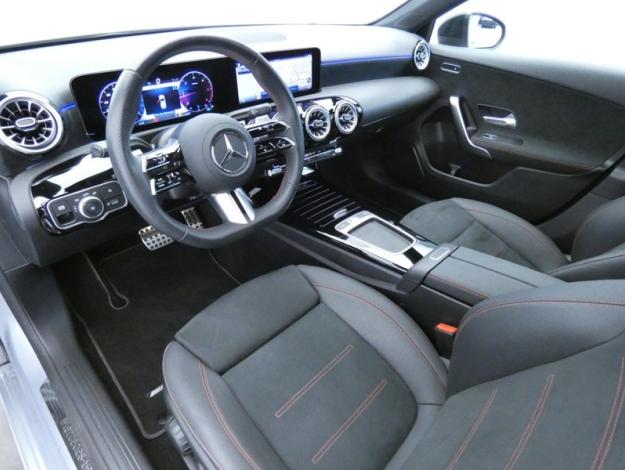 MERCEDES-BENZ Classe A 180 d AMG Line  
