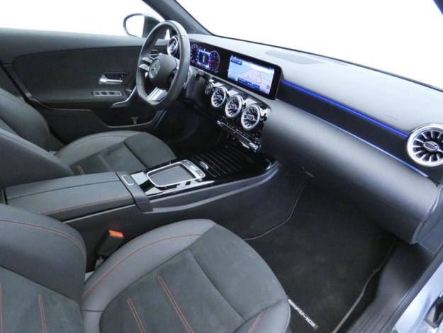MERCEDES-BENZ Classe A 180 d AMG Line  
