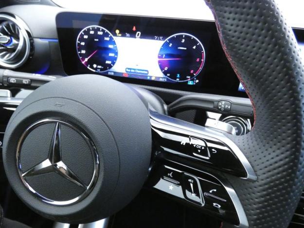 MERCEDES-BENZ Classe A 180 d AMG Line  