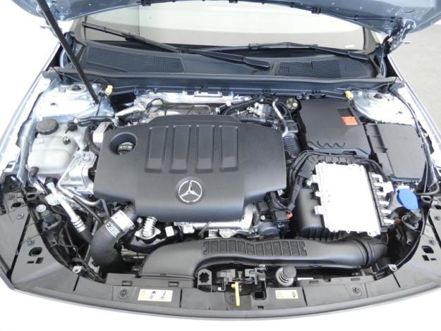 MERCEDES-BENZ Classe A 180 d AMG Line  