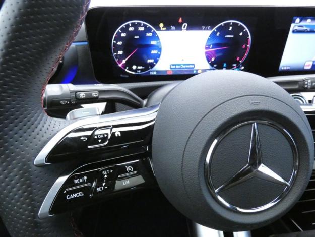 MERCEDES-BENZ Classe A 180 d AMG Line  
