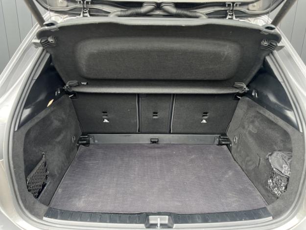 MERCEDES-BENZ GLA 200 d Progressive Line  