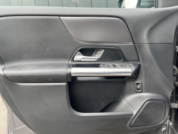 MERCEDES-BENZ GLA 200 d Progressive Line  