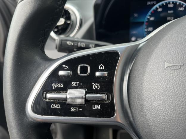 MERCEDES-BENZ GLA 200 d Progressive Line  