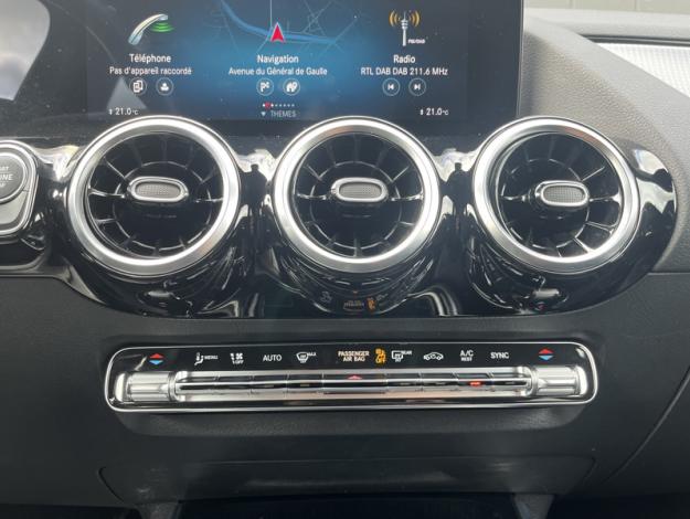 MERCEDES-BENZ GLA 200 d Progressive Line  