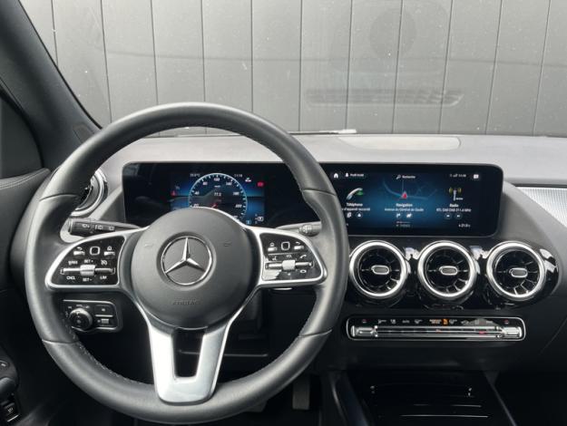 MERCEDES-BENZ GLA 200 d Progressive Line  