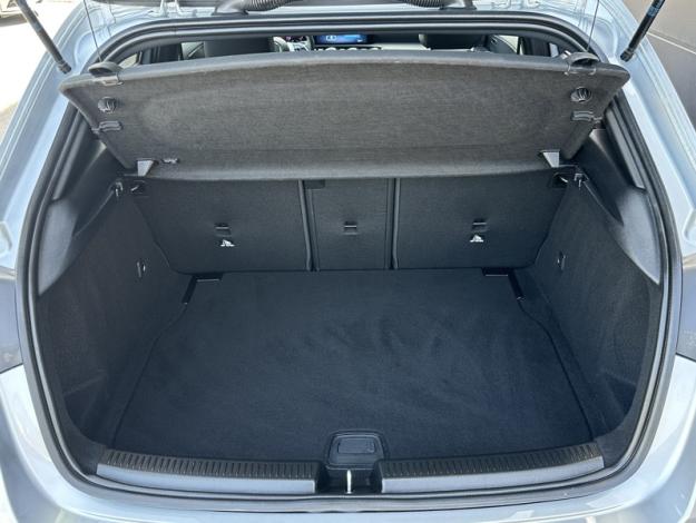 MERCEDES-BENZ Classe A 180 Progressive Line  