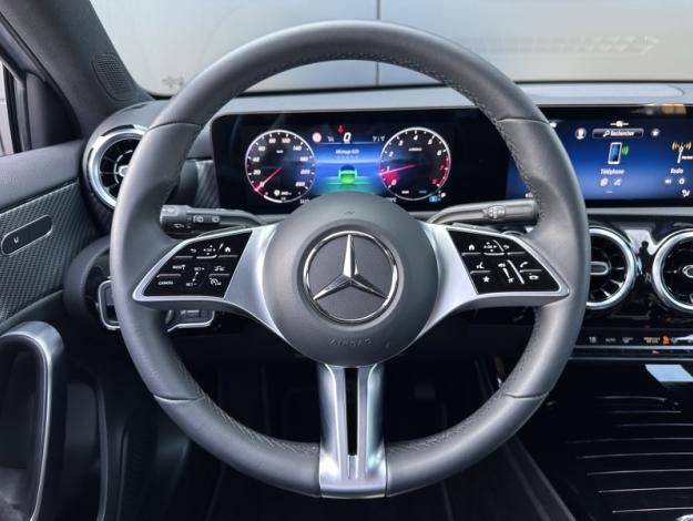 MERCEDES-BENZ Classe A 180 Progressive Line  