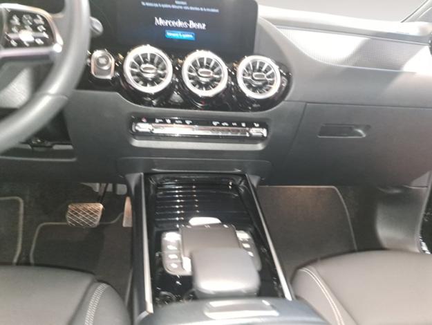 MERCEDES-BENZ EQA 250 Business Edition  