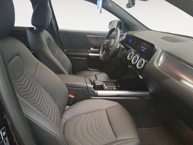 MERCEDES-BENZ EQA 250 Business Edition  