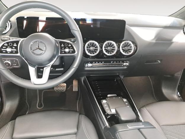 MERCEDES-BENZ EQA 250 Business Edition  