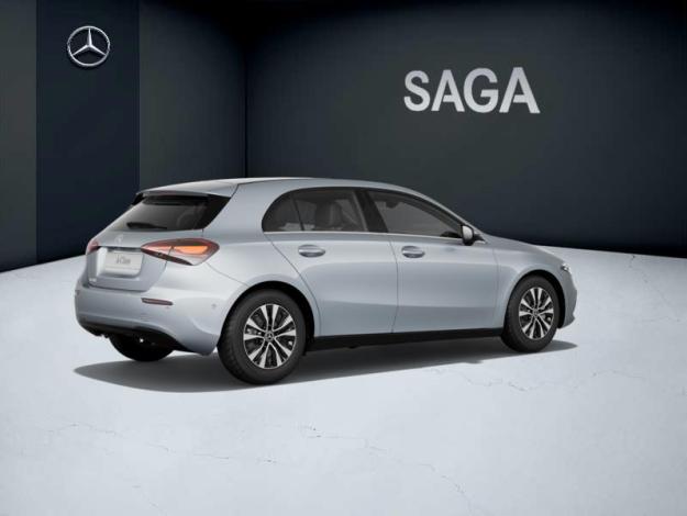 MERCEDES-BENZ A-Klasse A 180 Essential Line