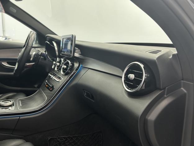 MERCEDES-BENZ C 180 Break AMG LINE*TOIT PANO*burmester  