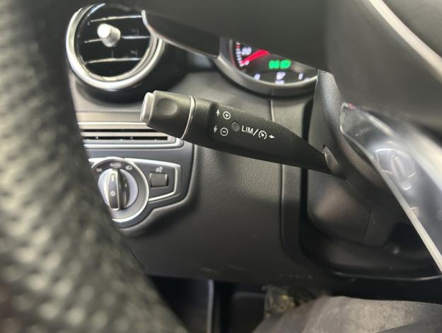 MERCEDES-BENZ C 180 Break AMG LINE*TOIT PANO*burmester  