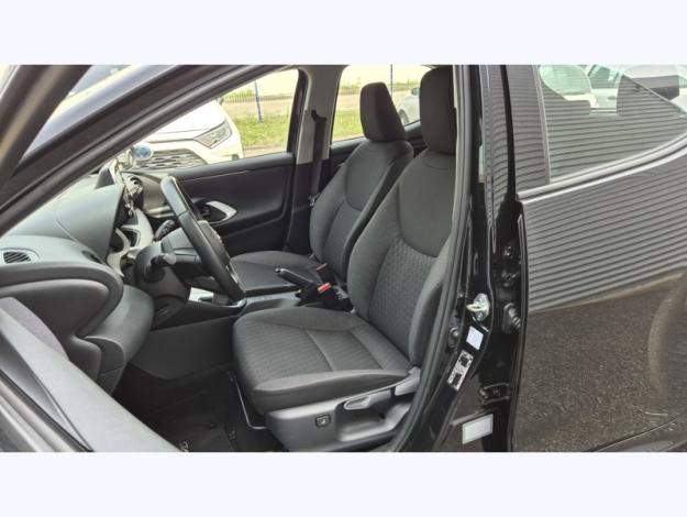 TOYOTA Yaris 120 VVT-i Dynamic Business  