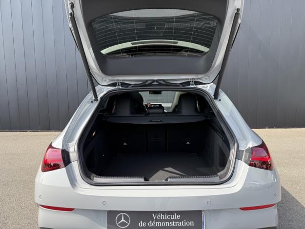 MERCEDES-BENZ CLA Shooting Brake CLA 200 d Shooting Brake AMG Exclusive Design  CLA 200 d Shooting Brake AMG Exclusive Design