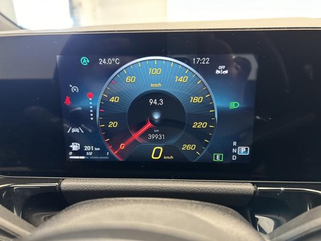 MERCEDES-BENZ GLA 200 d AMG Line  