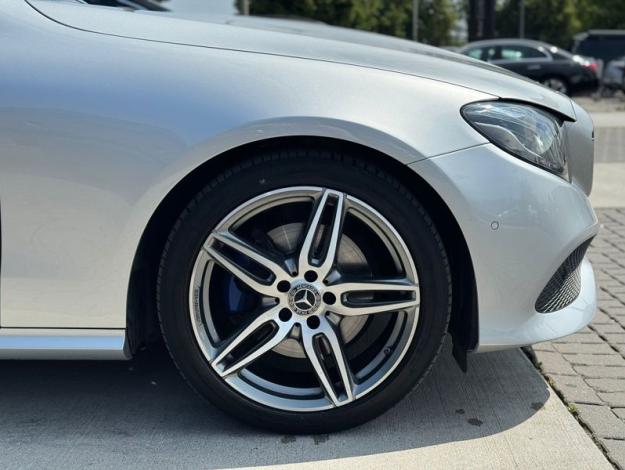 MERCEDES-BENZ E-Klasse E 220 d Coupé
