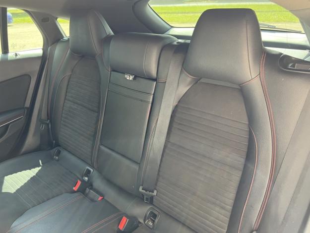 MERCEDES-BENZ CLA Shooting Brake Shooting Brake CLA 180 d SB Launch Edition Pack AMG Line 