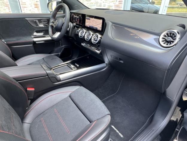 MERCEDES-BENZ GLA 200 d AMG Line  