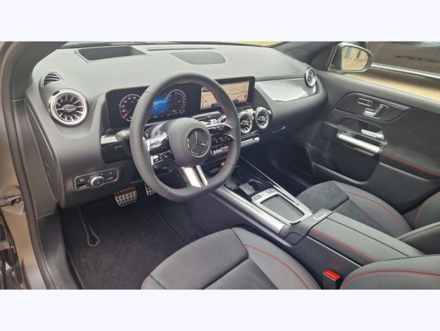 MERCEDES-BENZ GLA 250 e Hybrid EQ AMG Line  GLA 250 e Hybrid EQ AMG Line
