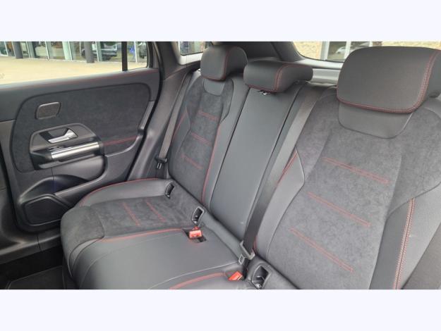 MERCEDES-BENZ GLA 250 e Hybrid EQ AMG Line  GLA 250 e Hybrid EQ AMG Line