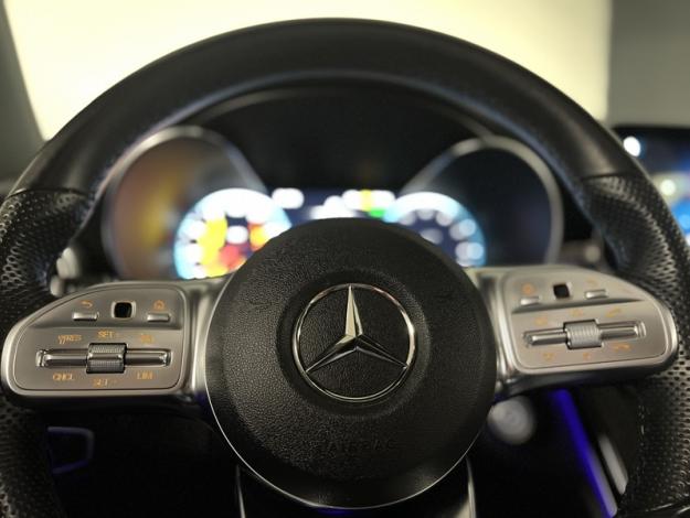 MERCEDES-BENZ GLC SUV GLC 300de 4MATIC SUV AMG Line  GLC 300de 4MATIC SUV AMG Line