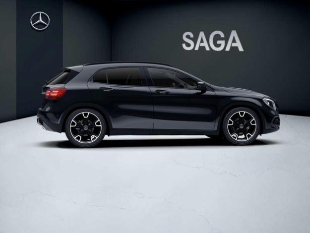 MERCEDES-BENZ GLA 180 d Sensation  