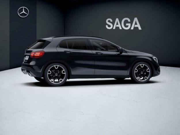 MERCEDES-BENZ GLA 180 d Sensation  