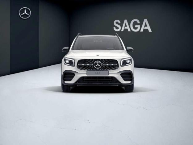MERCEDES-BENZ GLB 250 4MATIC AMG Line Launch Edition  