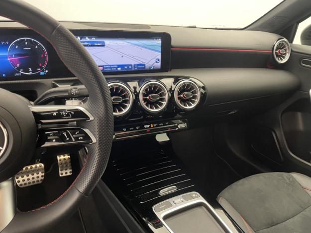 MERCEDES-BENZ Classe A 180 d AMG Line  