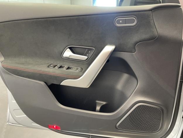 MERCEDES-BENZ Classe A 200 AMG Line  