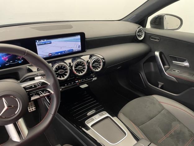 MERCEDES-BENZ Classe A 200 AMG Line  
