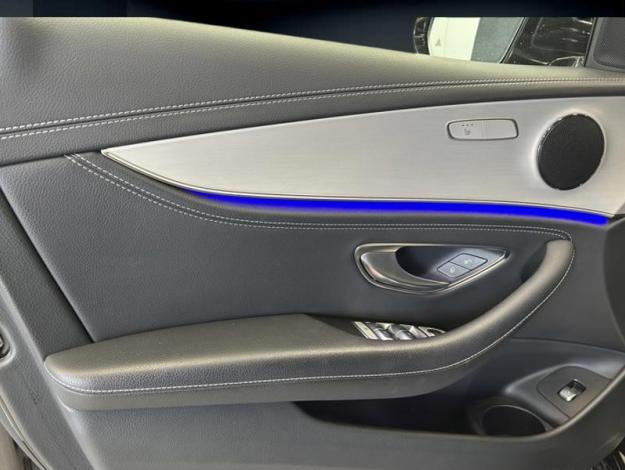 MERCEDES-BENZ E 300 de 4MATIC berline AMG Line  