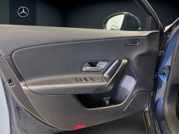 MERCEDES-BENZ A 180 d Style  