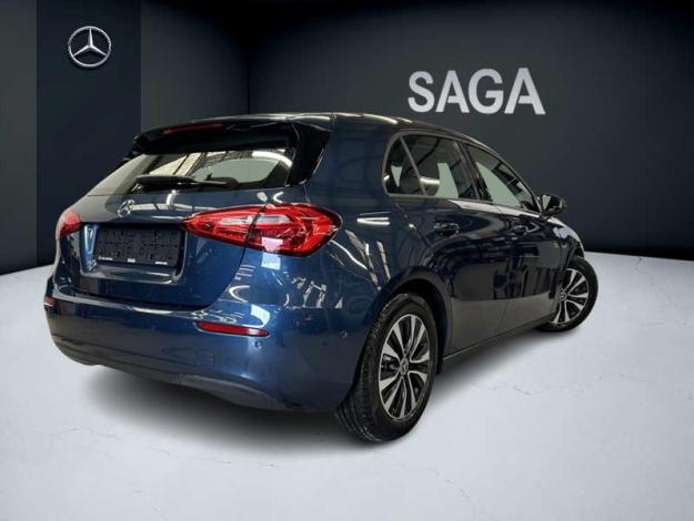 MERCEDES-BENZ A 180 d Style  
