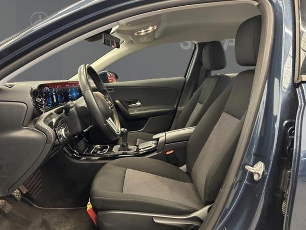 MERCEDES-BENZ A 180 d Style  