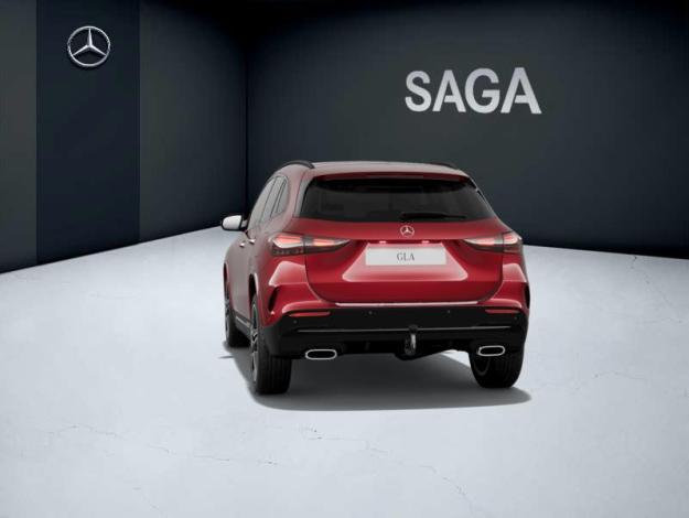MERCEDES-BENZ GLA 200 d AMG Line  GLA 200 d AMG Line