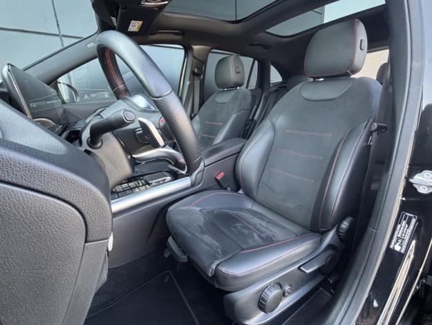 MERCEDES-BENZ GLA 250 e AMG Line  