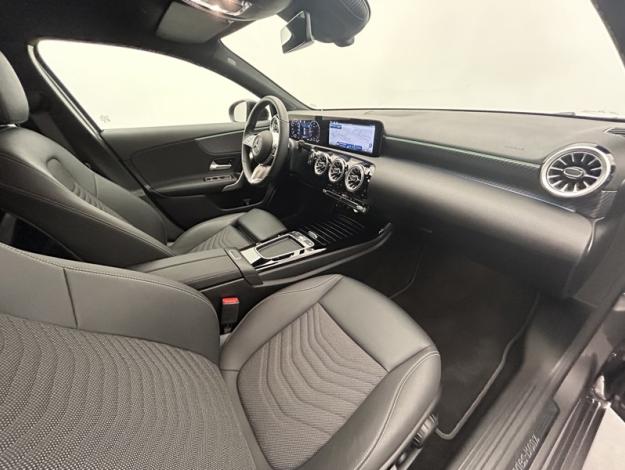 MERCEDES-BENZ Classe A 180 d Progressive Line  
