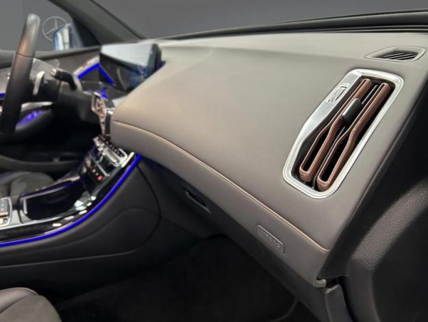 MERCEDES-BENZ EQC 400 4MATIC AMG Line  
